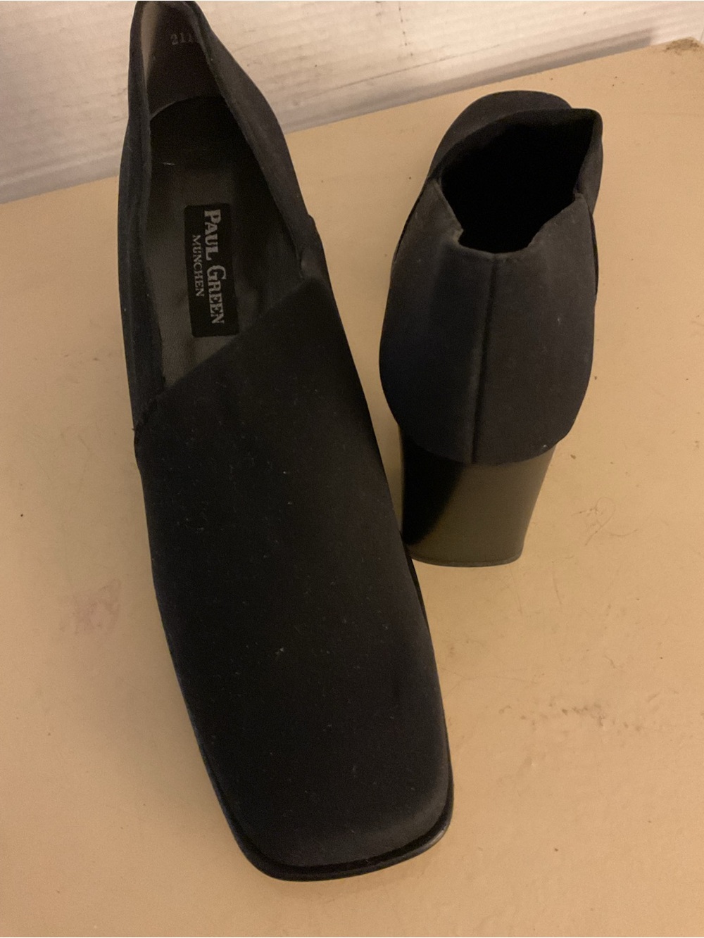 Paul Green women  Black canvas leather  Low Block Heel Pumps US 11